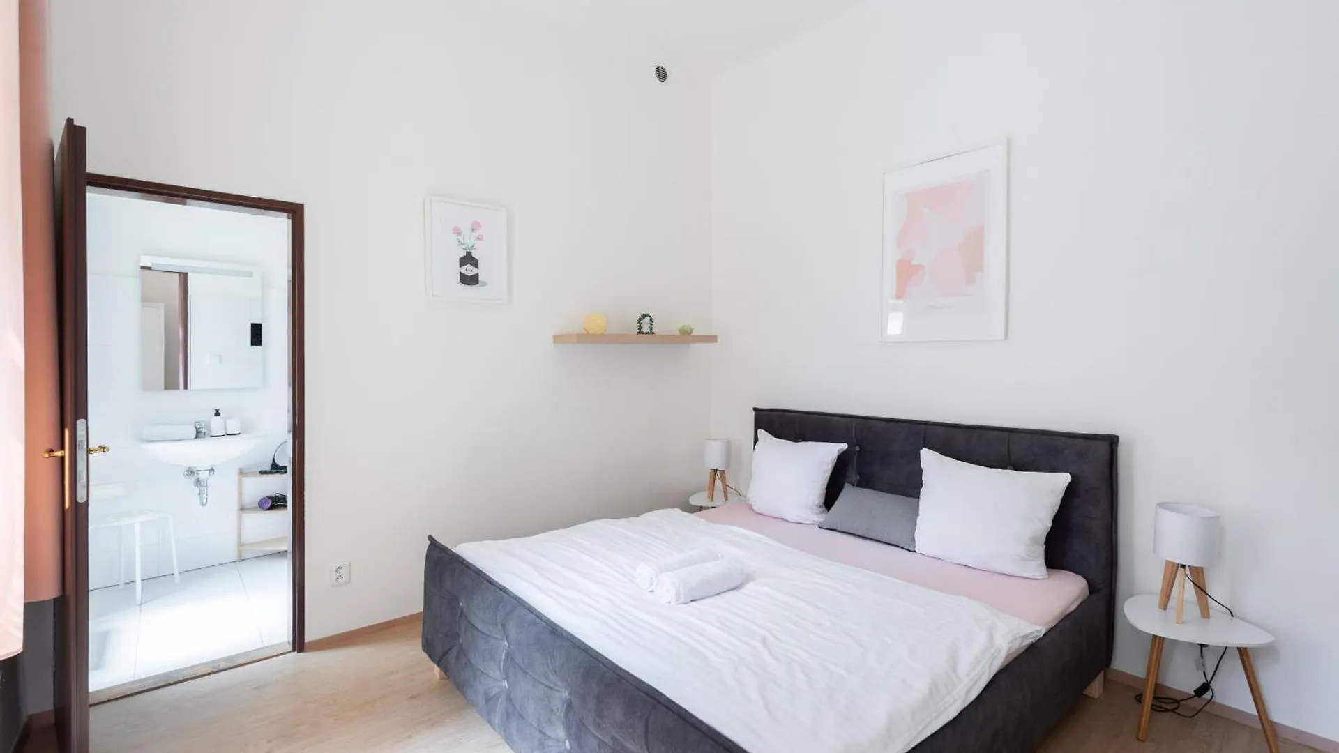 Tesnov Residence Apartments Praga 2*,  República Checa
