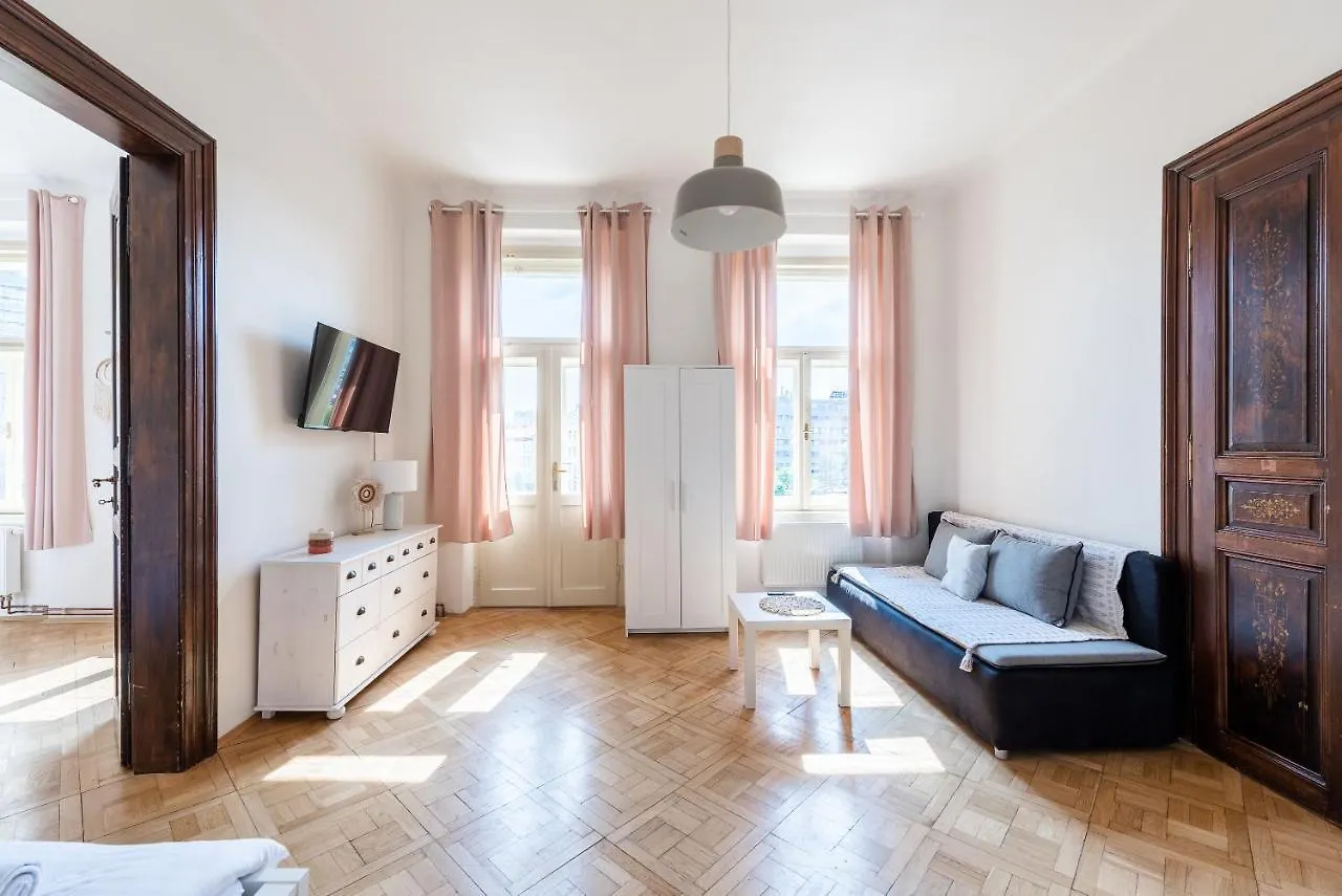 Tesnov Residence Apartments Прага 2*,  Чехия